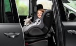 Britax Römer стол за кола Dualfix iSENSE + FlexBase